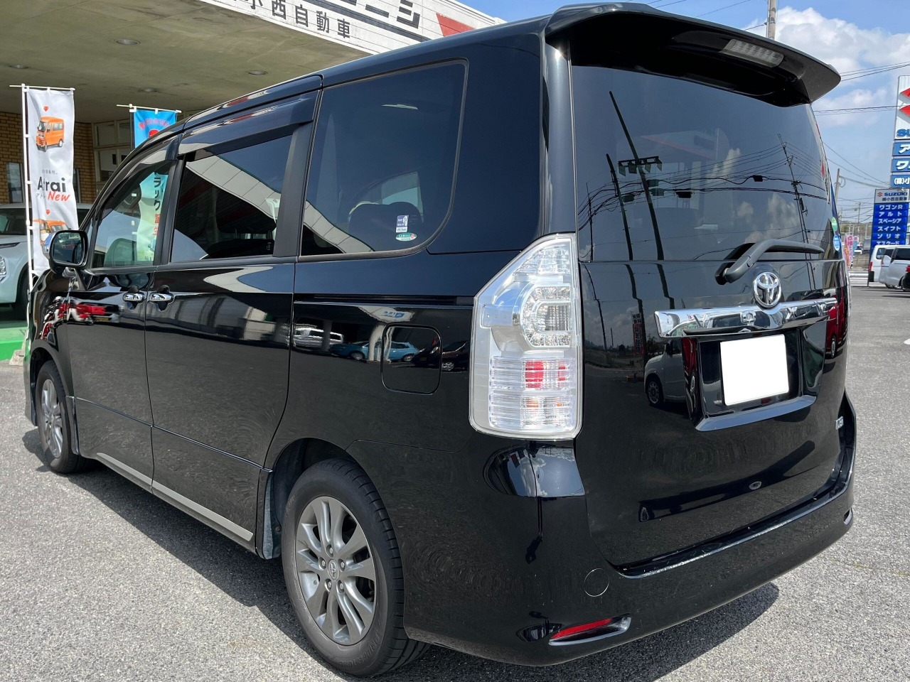 2012 TOYOTA VOXY